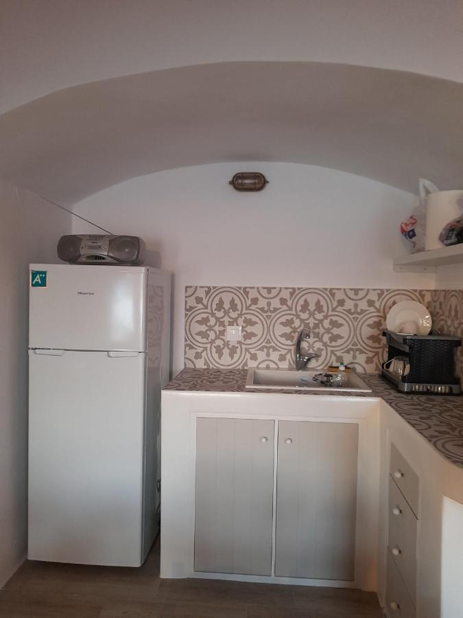 Milos By The Sea - Eco House Plaka  Dış mekan fotoğraf